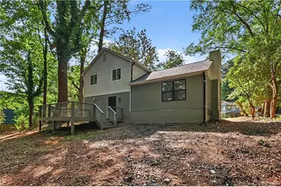 1027 Mainstreet Lake Drive, Stone Mountain, GA 30088 - Photo 28