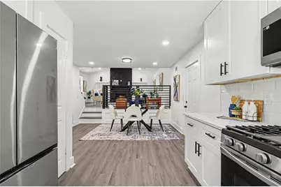 1027 Mainstreet Lake Drive, Stone Mountain, GA 30088 - Photo 10