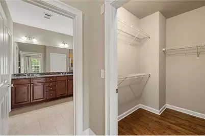 3662 Ashford Creek View NE, Atlanta, GA 30319 - Photo 8