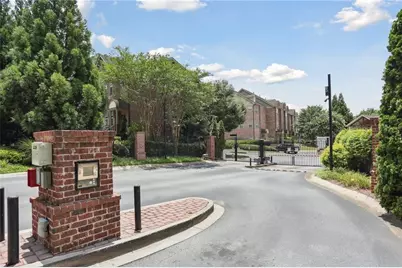 3662 Ashford Creek View NE, Atlanta, GA 30319 - Photo 12