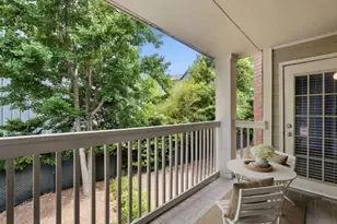 2031 Chastain Park Ct NE, Atlanta, GA 30342 - Photo 16