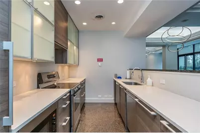 2660 Peachtree Road NW #15G, Atlanta, GA 30305 - Photo 32