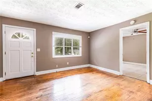 2833 Cardo Dr NW, Atlanta, GA 30318 - Photo 10