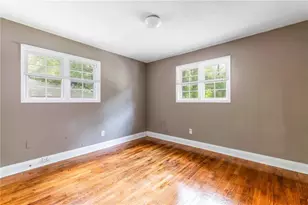 2833 Cardo Dr NW, Atlanta, GA 30318 - Photo 16