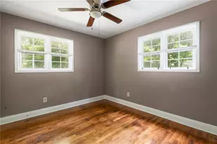 2833 Cardo Dr NW, Atlanta, GA 30318 - Photo 18