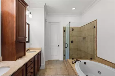 3045 Stone Gate Drive, Atlanta, GA 30324 - Photo 34