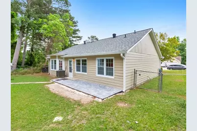 9138 Clubhouse Drive, Riverdale, GA 30274 - Photo 18