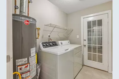 9138 Clubhouse Drive, Riverdale, GA 30274 - Photo 16