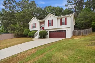 1314 Jered Ct, Sugar Hill, GA 30518 - Photo 2