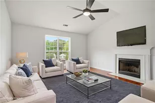 1314 Jered Ct, Sugar Hill, GA 30518 - Photo 4