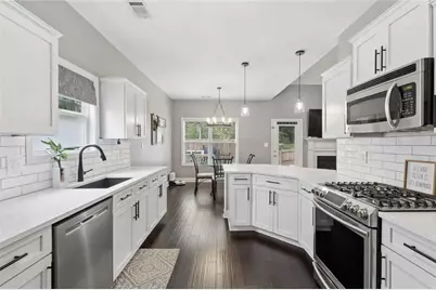 4243 Creekrun Circle, Buford, GA 30519 - Photo 6