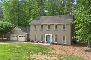 105 Sweetwood Way, Roswell, GA 30076 - Photo 2