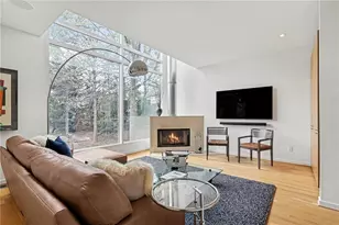 2465 Field Way NE, Atlanta, GA 30319 - Photo 1