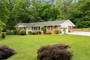 4670 Windsor Dr SW, Smyrna, GA 30082 - Photo 1
