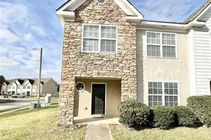 829 Store House Ct, Monroe, GA 30655 - Photo 1