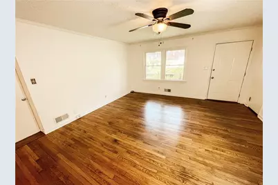116 Indian Trail, Marietta, GA 30068 - Photo 4