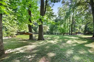 710 Walnut Dr SW, Marietta, GA 30064 - Photo 14