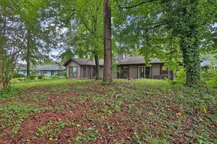 5025 Stoney Point Cir, Stone Mountain, GA 30088 - Photo 18
