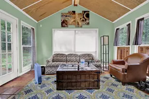 5025 Stoney Point Cir, Stone Mountain, GA 30088 - Photo 6