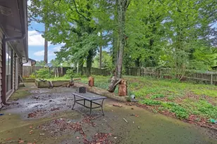 5025 Stoney Point Cir, Stone Mountain, GA 30088 - Photo 16