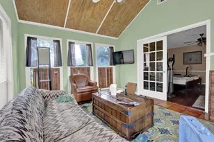 5025 Stoney Point Cir, Stone Mountain, GA 30088 - Photo 8