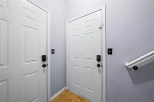 408 Vinings Forest Cir SE, Smyrna, GA 30080 - Photo 4