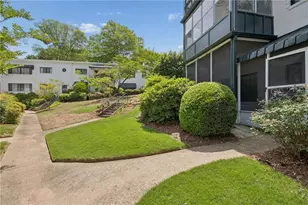 1367 Chalmette Dr NE, Atlanta, GA 30306 - Photo 34