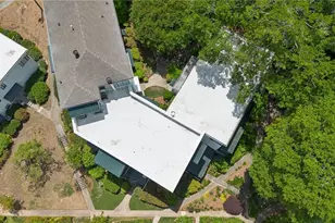 1367 Chalmette Dr NE, Atlanta, GA 30306 - Photo 34