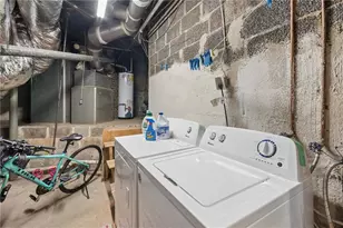 1367 Chalmette Dr NE, Atlanta, GA 30306 - Photo 26