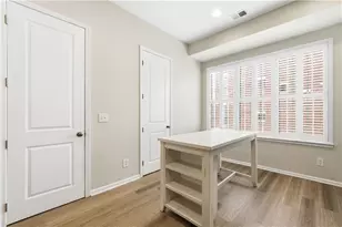 615 Broadview Pl NE, Atlanta, GA 30324 - Photo 18