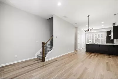 615 Broadview Place NE, Atlanta, GA 30324 - Photo 10