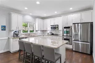 525 Woodmoore Ct, Atlanta, GA 30342 - Photo 18
