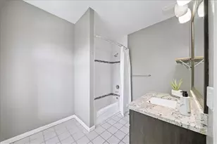 525 Woodmoore Ct, Atlanta, GA 30342 - Photo 38