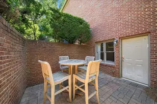 525 Woodmoore Ct, Atlanta, GA 30342 - Photo 50