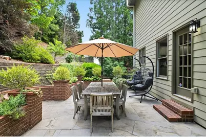 525 Woodmoore Court, Atlanta, GA 30342 - Photo 56