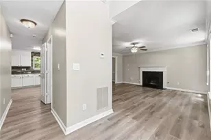 5320 Rolling Meadow Dr, Powder Springs, GA 30127 - Photo 8