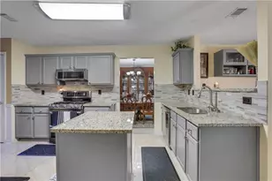 5870 Sunflower Ct, Ellenwood, GA 30294 - Photo 4