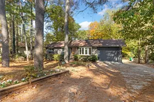 2958 Harcourt Dr, Decatur, GA 30033 - Photo 2