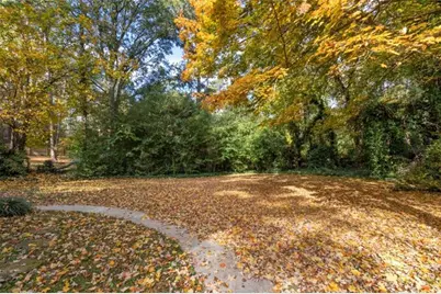 2958 Harcourt Drive, Decatur, GA 30033 - Photo 8
