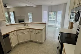 231 Barrington Farms Pkwy, Sharpsburg, GA 30277 - Photo 6