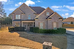 604 Arbor Ridge, Loganville, GA 30052 - Photo 2