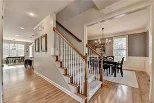 7051 Dove Point Ln, Hoschton, GA 30548 - Photo 6