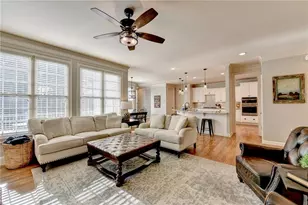 7051 Dove Point Ln, Hoschton, GA 30548 - Photo 24