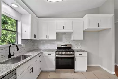 4298 Buckingham Place, Duluth, GA 30096 - Photo 8