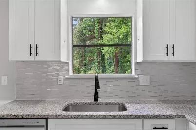 4298 Buckingham Place, Duluth, GA 30096 - Photo 10