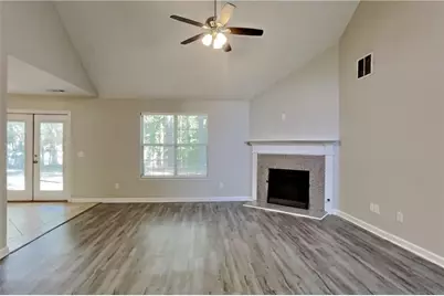 8435 Sapphire Lane, Gainesville, GA 30506 - Photo 4