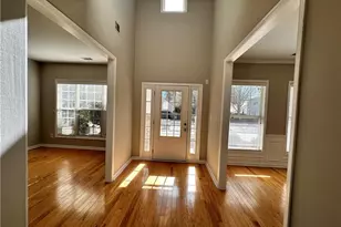 2403 Walnut Tree Ln, Buford, GA 30519 - Photo 8