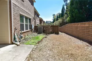 123 Barkley Ln, Atlanta, GA 30328 - Photo 16