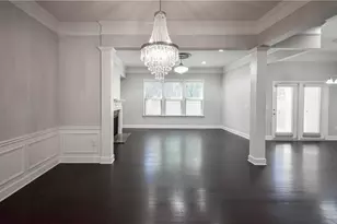123 Barkley Ln, Atlanta, GA 30328 - Photo 4
