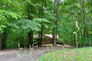 111 Ridgeview Ct, Dahlonega, GA 30533 - Photo 2